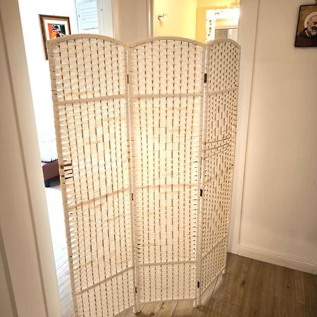 Agora Singola Con Bagno Privato Adiacente Bed & Breakfast Naples Luaran gambar