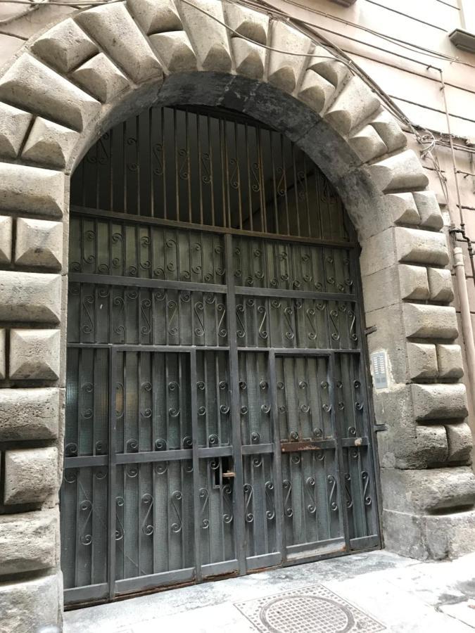 Agora Singola Con Bagno Privato Adiacente Bed & Breakfast Naples Luaran gambar
